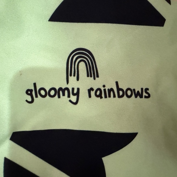 Gloomy Rainbows Button-Up Graphic Shirt Pastel Regular - Picture 10 of 10